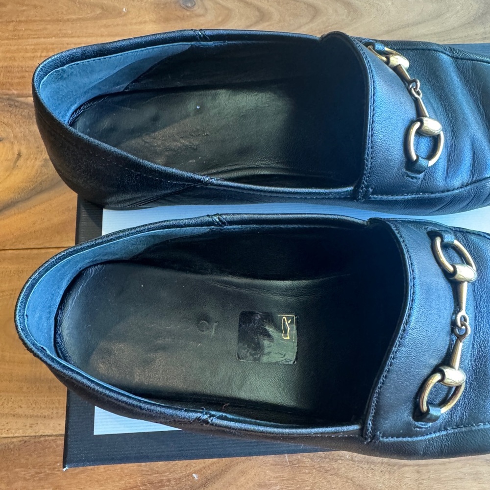 Gucci women’s AGNELLO PLONGE loafer Black Leather Horsebit Loafers - Picture 8 of 14
